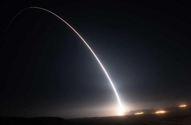 Pentagon Delays Nuclear Missile Test Sending Message After Putin Put Russian Arsenal on Alert