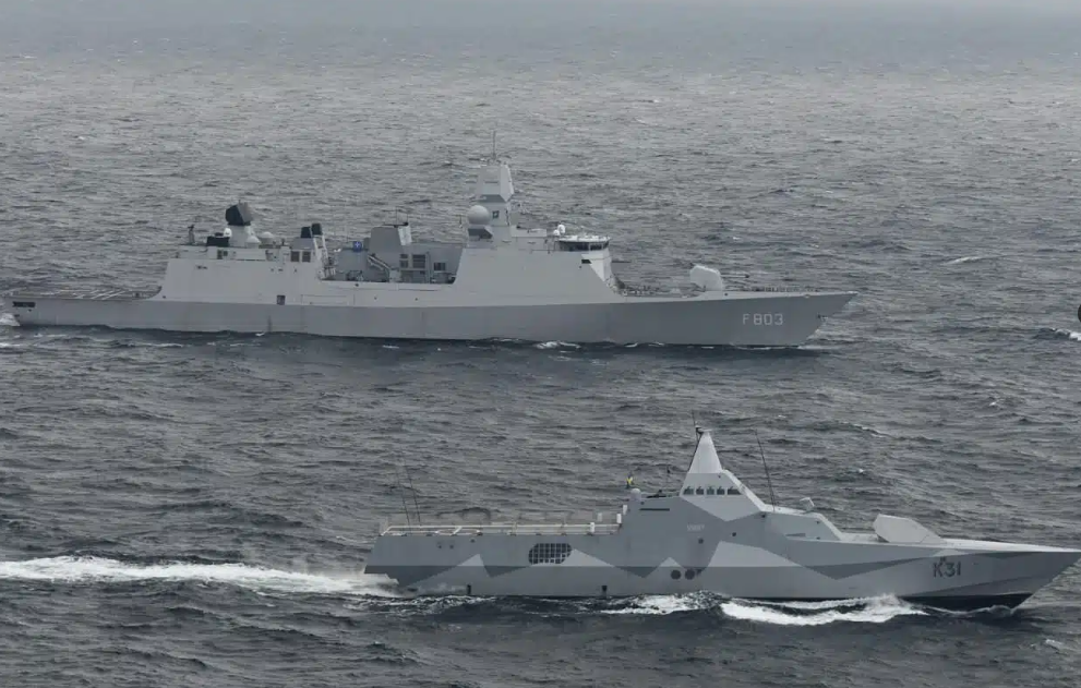 Air-Defence Frigate Air-Defence Frigate